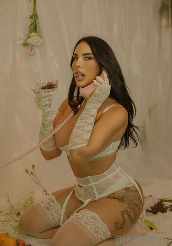 Full leaked Arabic princess page private photo