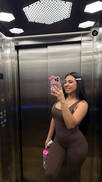 Full leaked Arauziperez private photo