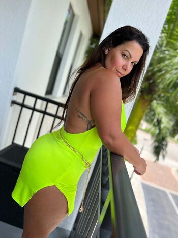 Full leaked Arazay diaz private photo