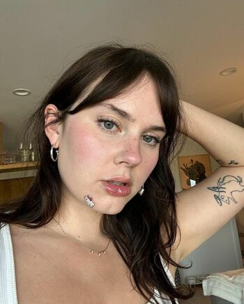 Full leaked Arden rose page private photo