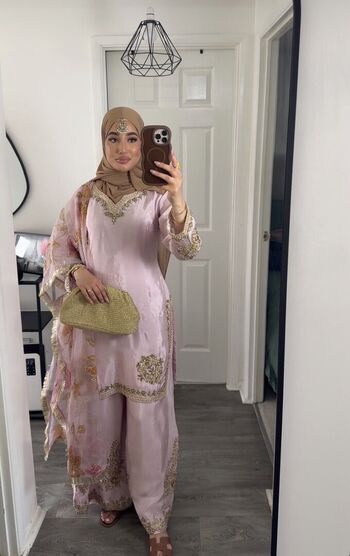 Full leaked Areeba shah private photo