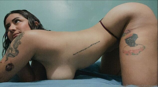 Full leaked Arely dua private photo