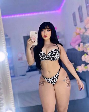 Full leaked Arely munson private photo