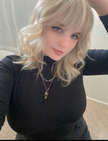 Full leaked Aretteepls private photo