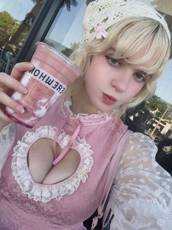 Full leaked Aretteepls private photo