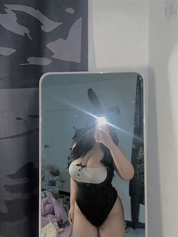 Full leaked Ari wxn private photo