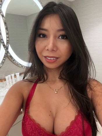 Full leaked Ariplaces private photo