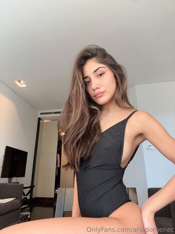 Full leaked Aria domenec private photo
