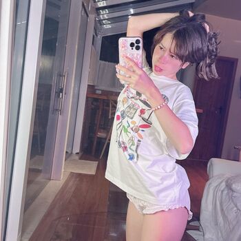 Full leaked Arialily private photo