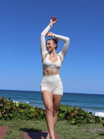 Full leaked Ariana donovan private photo