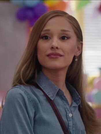 Full leaked Ariana grande private photo