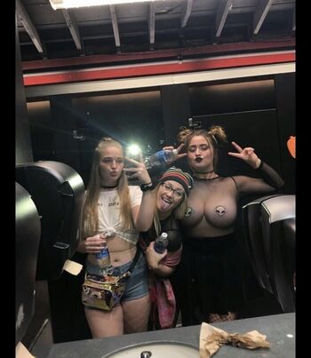 Full leaked Ariana riane private photo