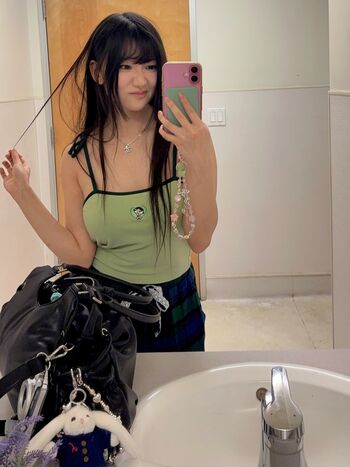 Full leaked Ariasaki page private photo