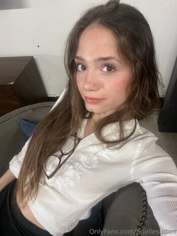 Full leaked Ariellesutton private photo