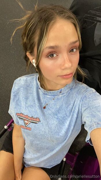 Full leaked Ariellesutton private photo