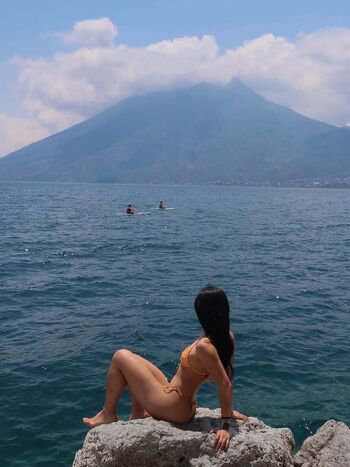 Full leaked Arienne monteclar private photo