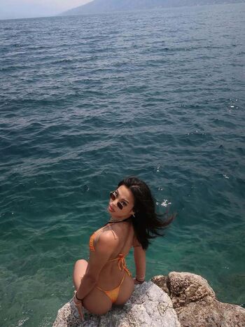 Full leaked Arienne monteclar private photo