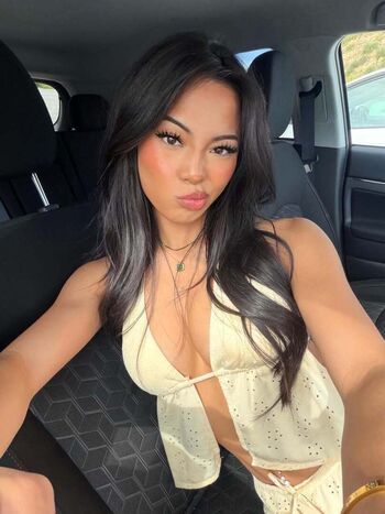 Full leaked Arienne monteclar private photo