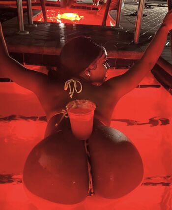 Full leaked Arifrm private photo