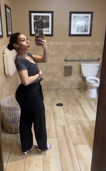 Full leaked Arigxnzalez private photo