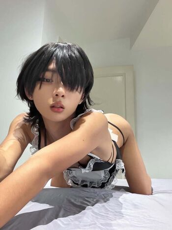 Full leaked Arihienna private photo