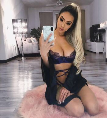 Full leaked Arika sato private photo