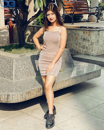 Full leaked Arishfa khan private photo