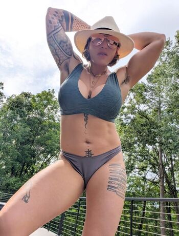 Full leaked Armpit fetish private photo