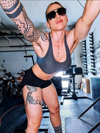 Full leaked Armpit fetish private photo