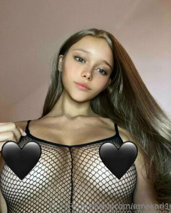 Full leaked Arnakarls private photo