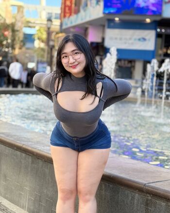 Full leaked Aroomi kim private photo