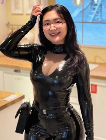 Full leaked Aroomi kim page private photo