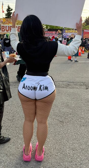 Full leaked Aroomi kim page private photo