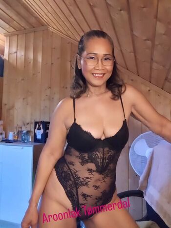 Full leaked Aroonlak ubon private photo