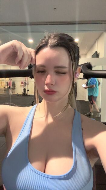 Full leaked Aroyitt private photo