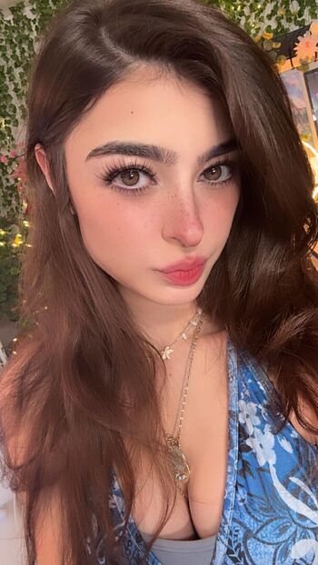 Full leaked Aruuu  page private photo