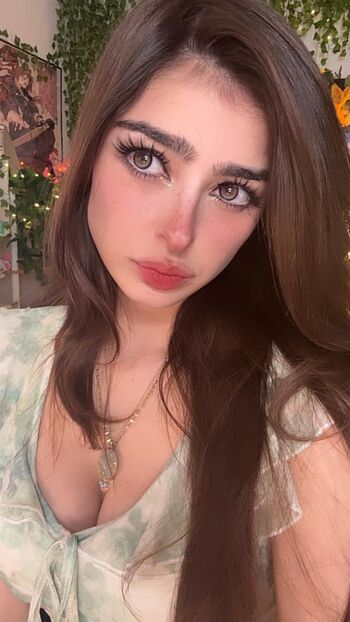 Full leaked Aruuu  page private photo