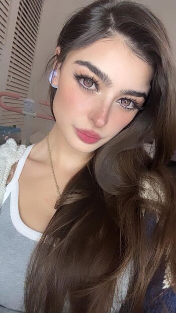 Full leaked Aruuu  page private photo