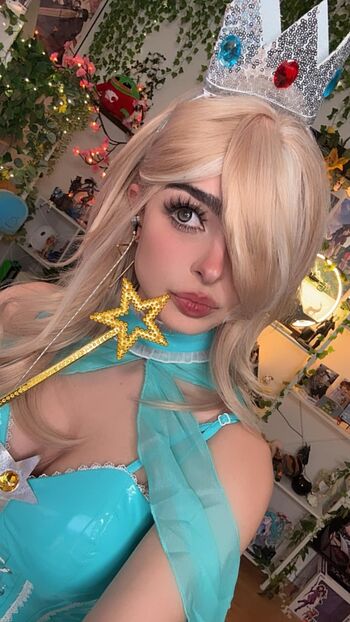 Full leaked Aruuu private photo