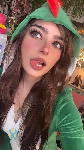 Full leaked Aruuu private photo