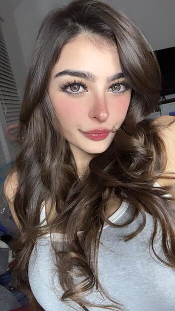 Full leaked Aruuu private photo