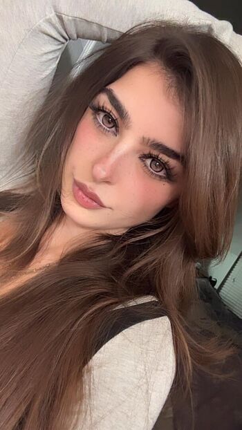 Full leaked Aruuu private photo