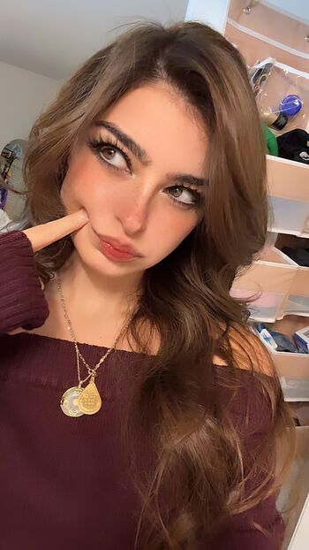 Full leaked Aruuu private photo