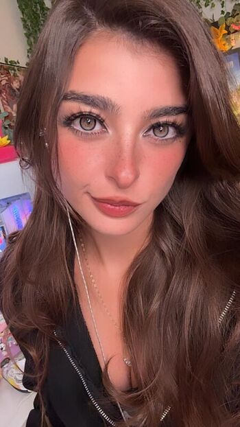 Full leaked Aruuu private photo