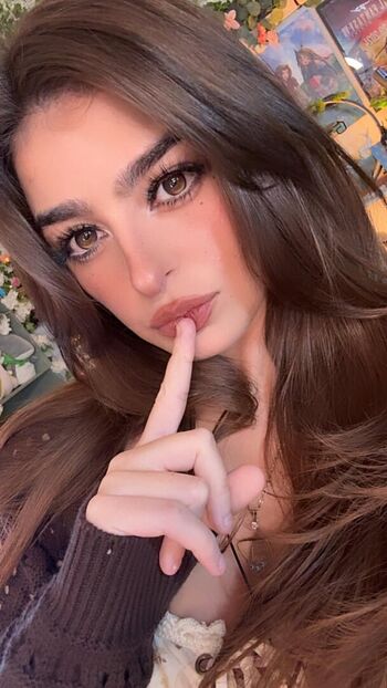 Full leaked Aruuu private photo