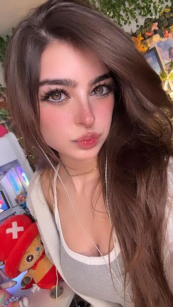 Full leaked Aruuu  page private photo