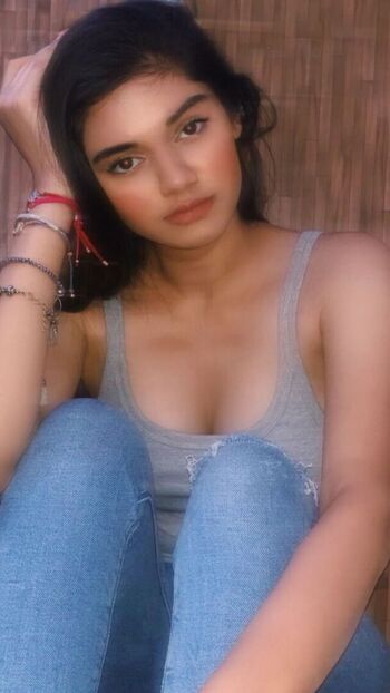 Full leaked Asfa sinha page private photo