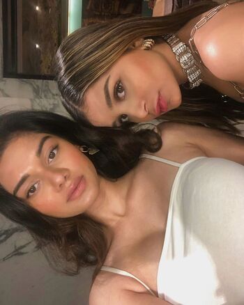 Full leaked Asfa sinha page private photo