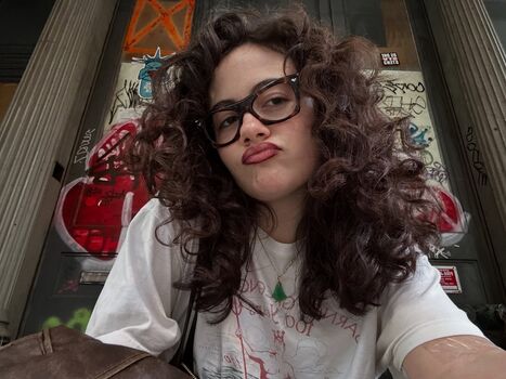 Full leaked Asha maclean private photo