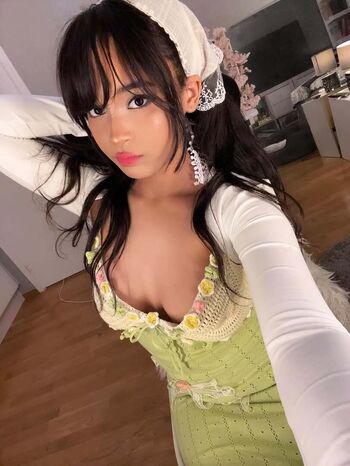Full leaked Ashantiloo private photo